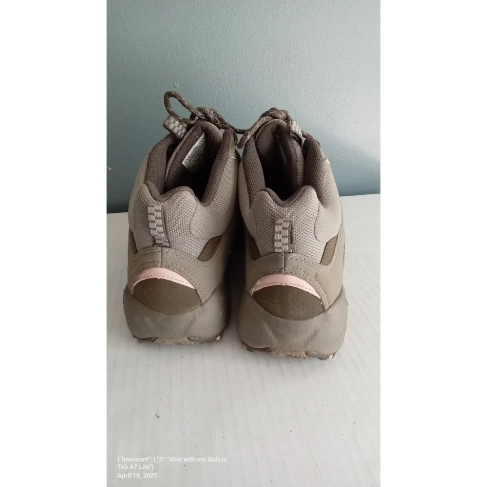 Columbia Newton Ridge Hiking Boots Waterproof Lightweight‎ Brown Size?